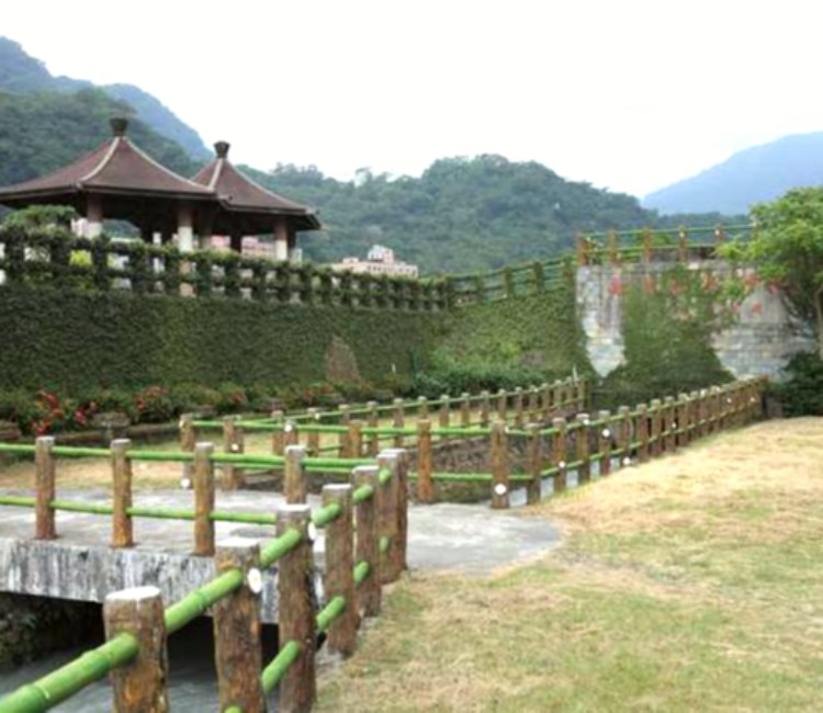 知本圳親水公園